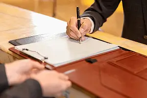 电脑鼠标为什么动不了