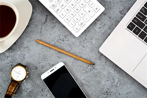 电脑老是闪屏是什么原因